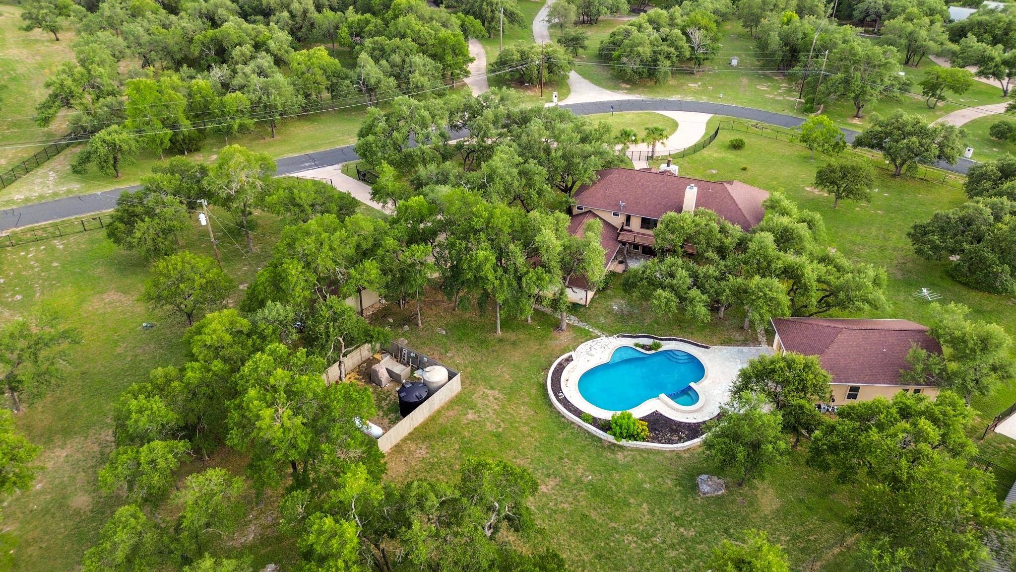 176 Logan Ranch RD, Georgetown, TX 78628