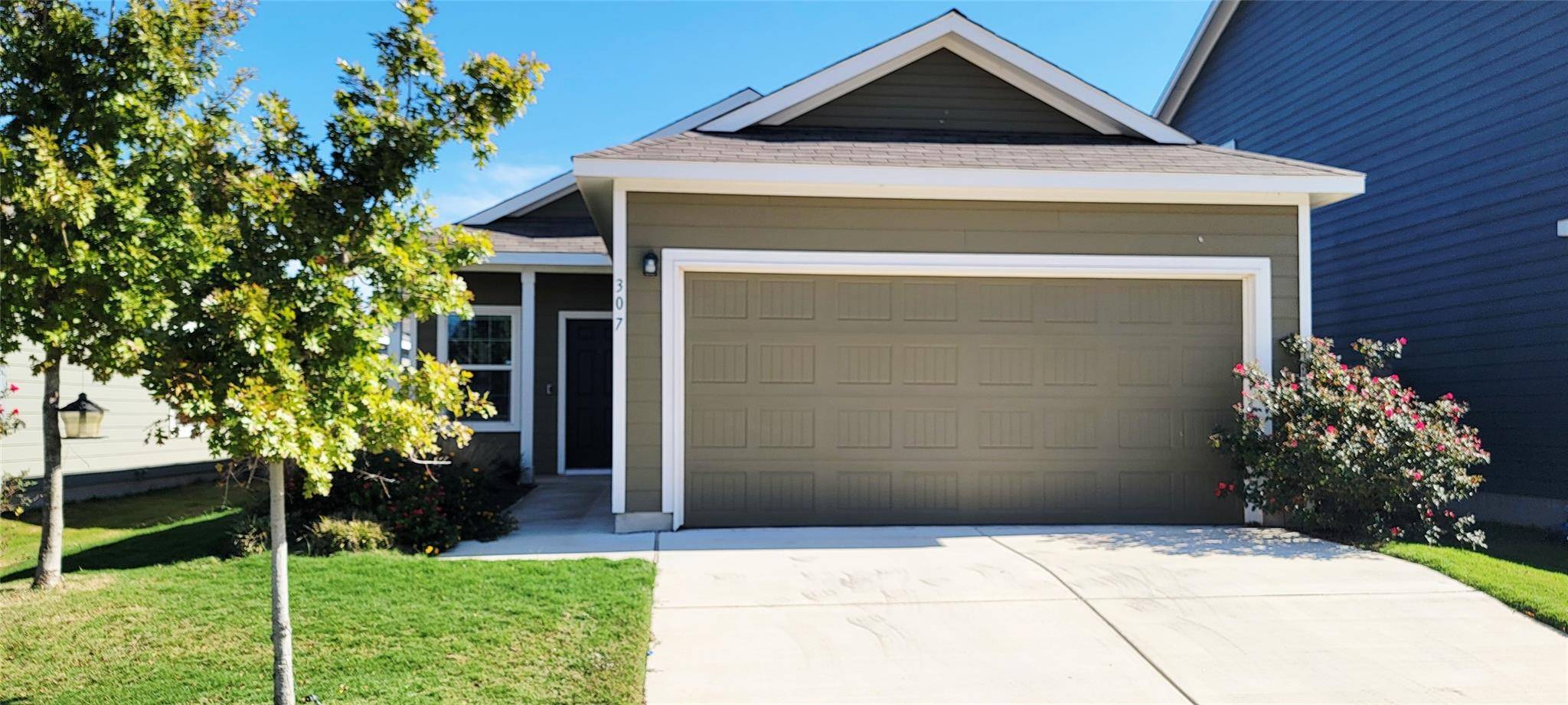 307 Bass DR, Bastrop, TX 78602