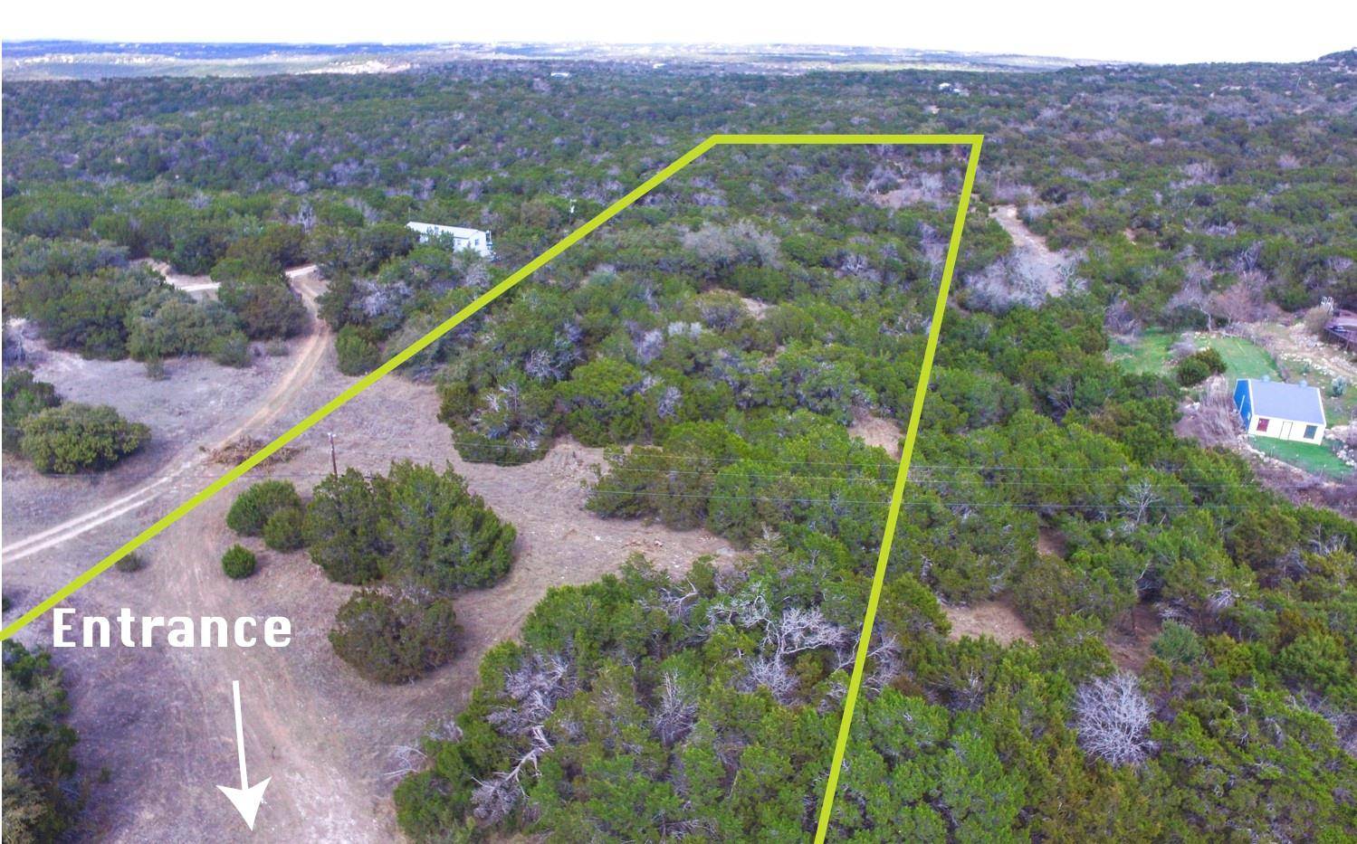 370-B Kothman RD, Dripping Springs, TX 78620