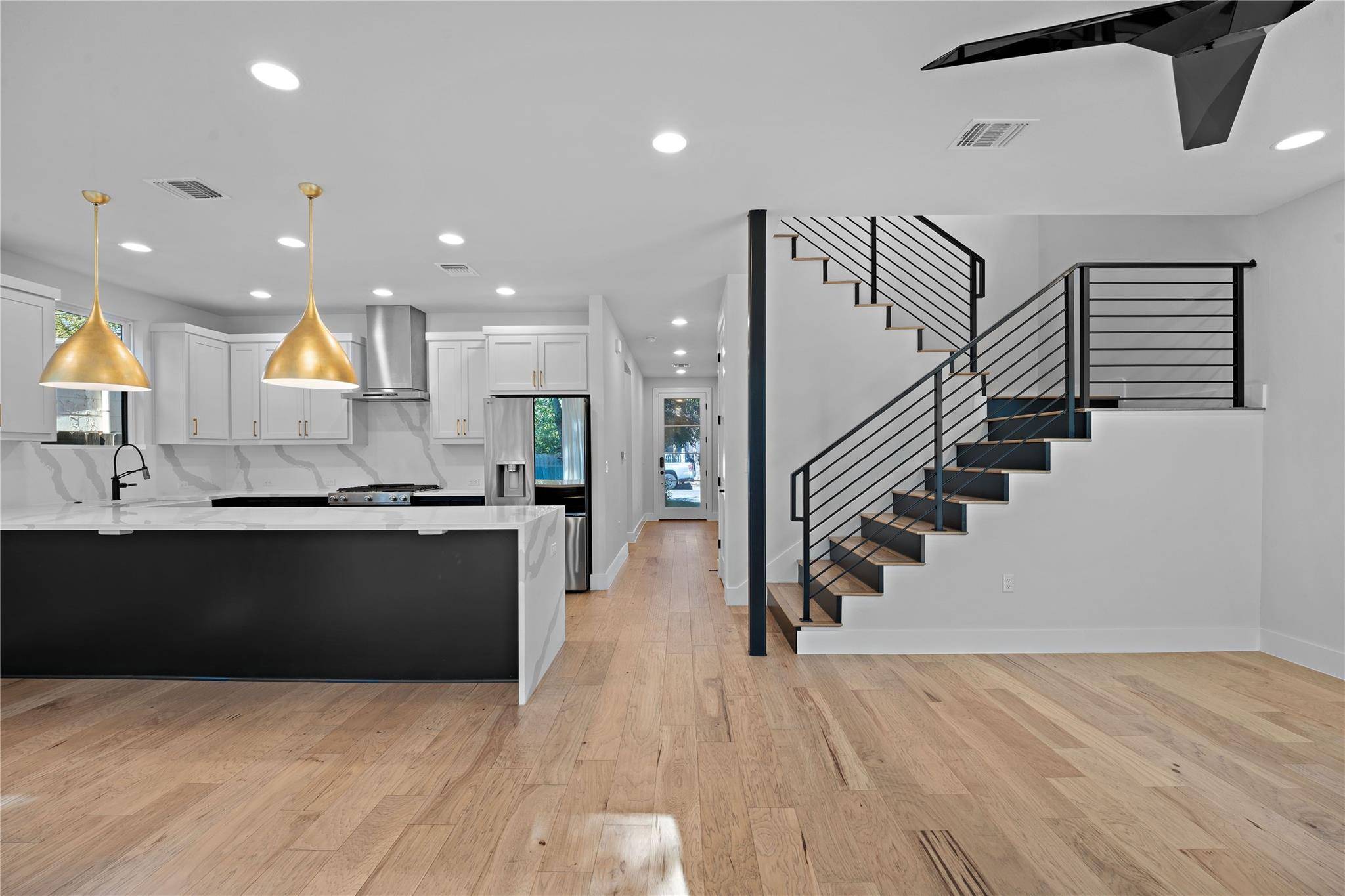 2211 Santa Rosa ST, Austin, TX 78702