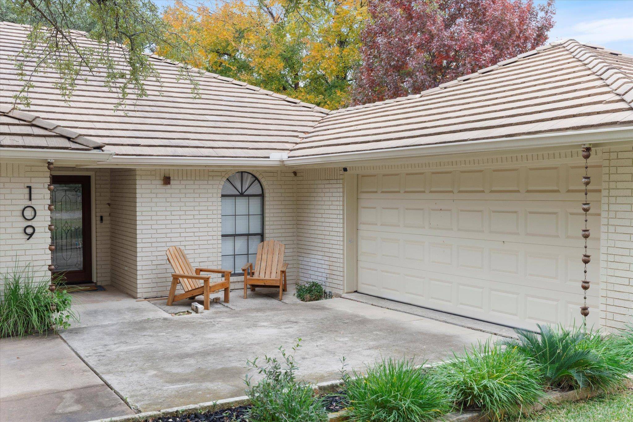 109 White Sands DR, Lakeway, TX 78734