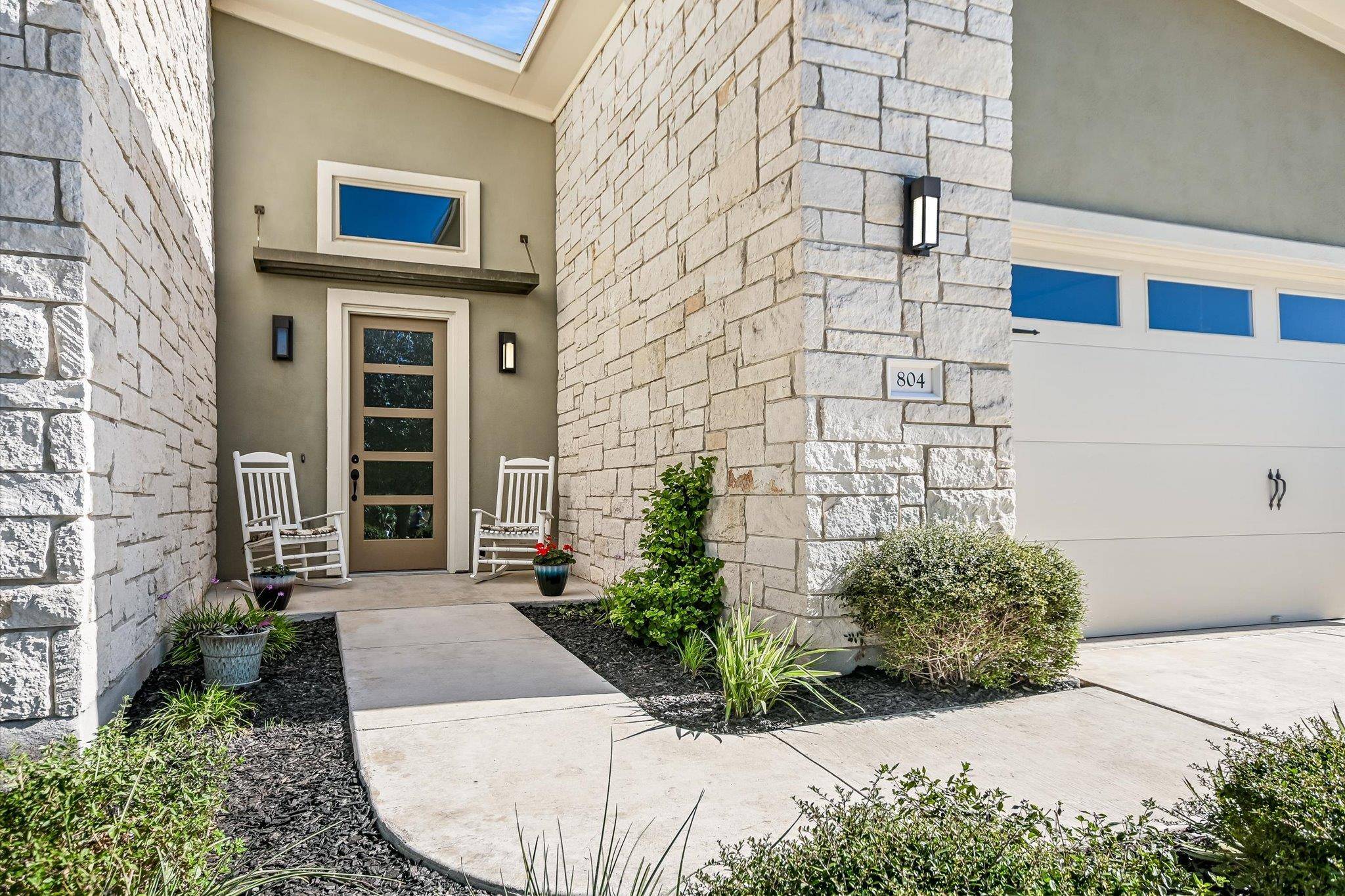 804 Dancing Oak LN, San Marcos, TX 78666
