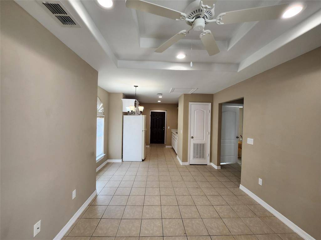 7609 Villa Rama South ST #4, Mission, TX 78572