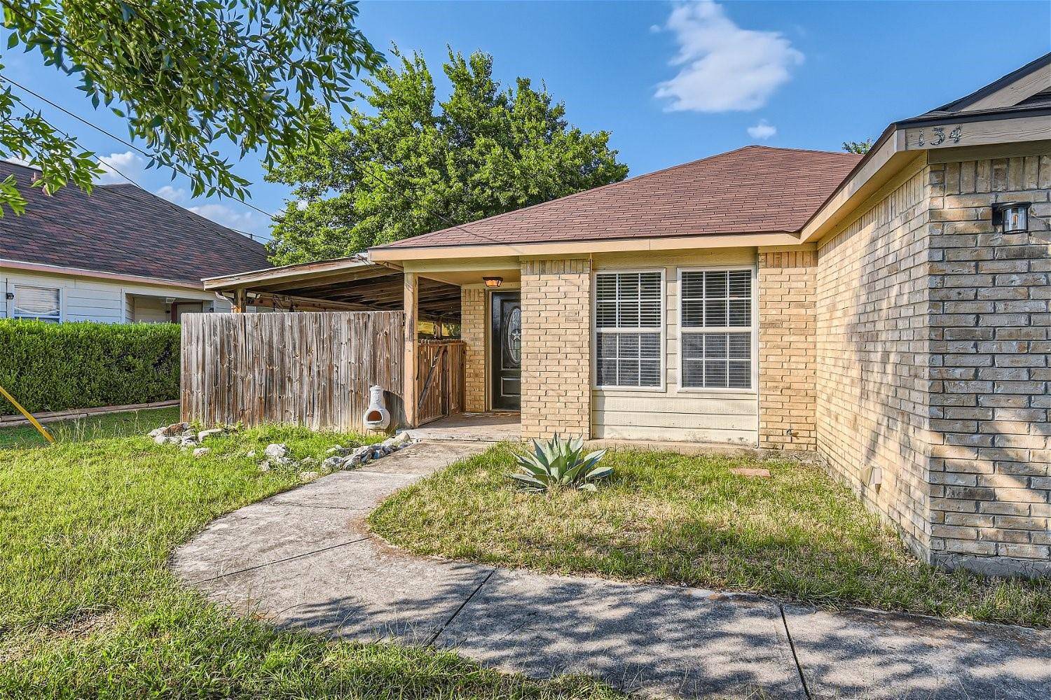 134 Bellair DR, Kyle, TX 78640