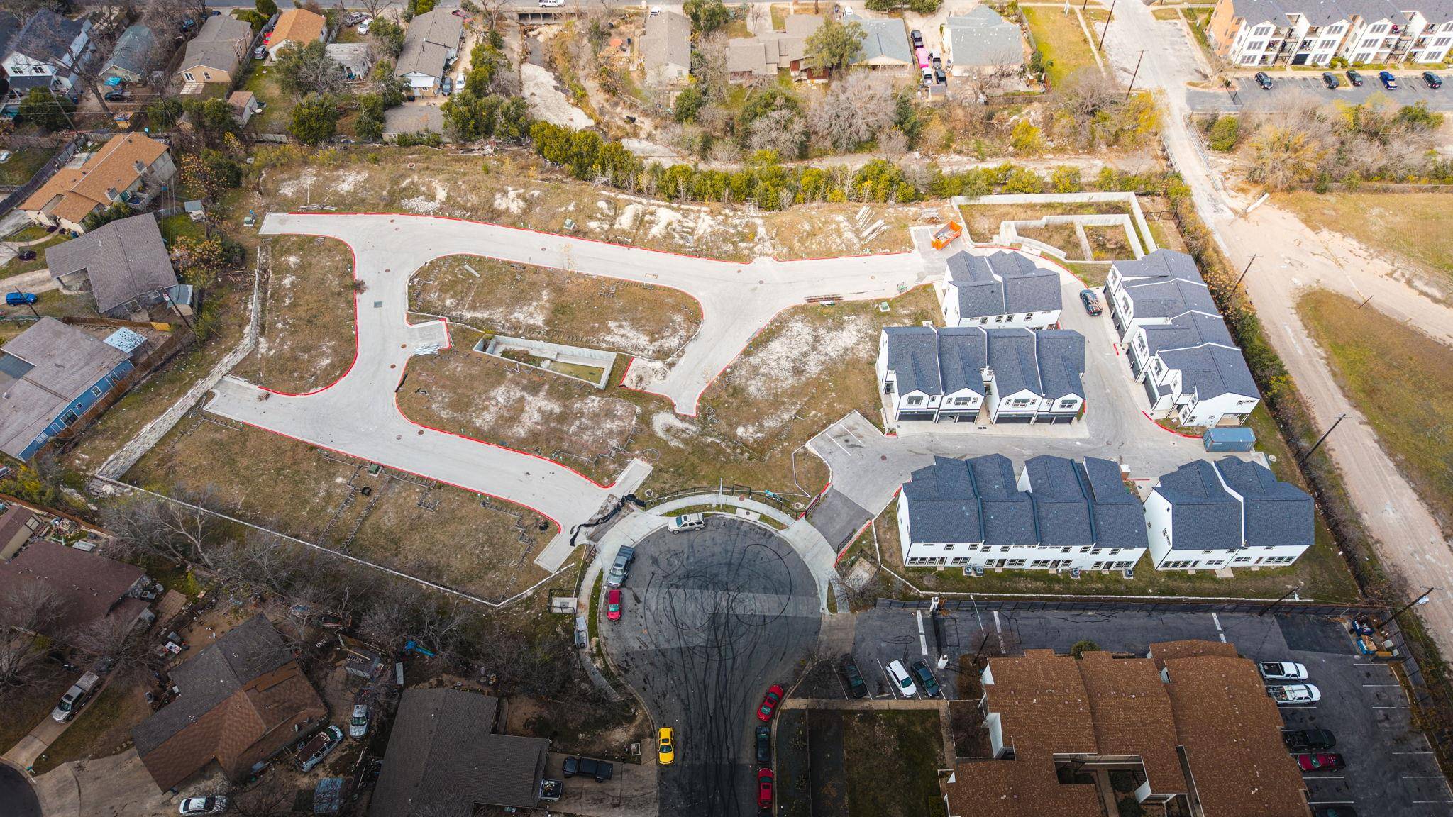 1300 McKie DR, Austin, TX 78752