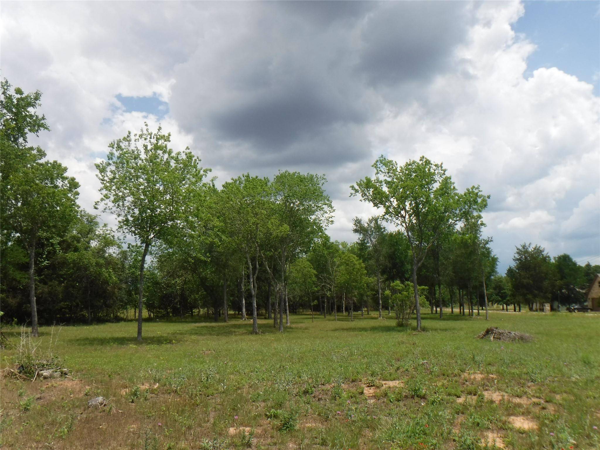 104 W Riverside DR, Bastrop, TX 78602