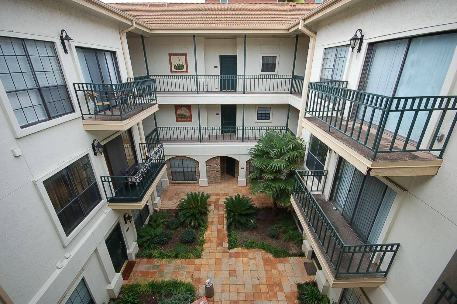 1908 San Antonio ST #312, Austin, TX 78705