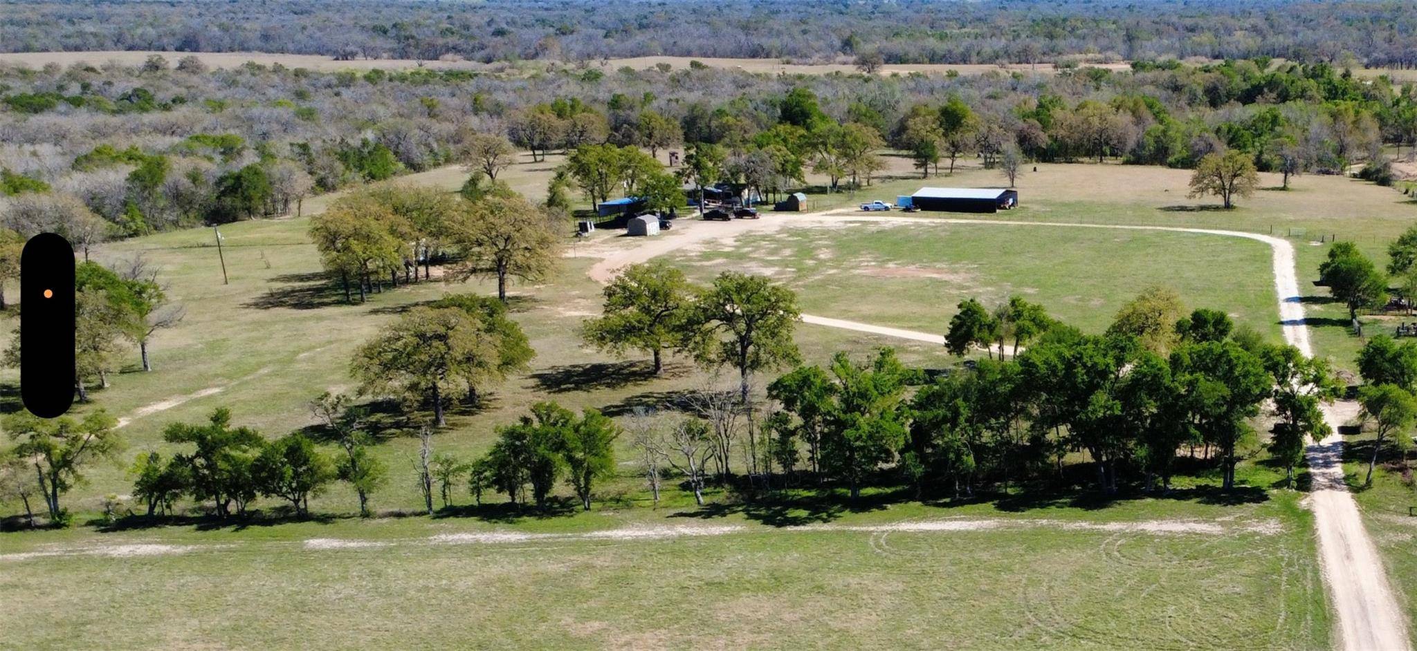 1042 Los Ranchitos RD, Cameron, TX 76520
