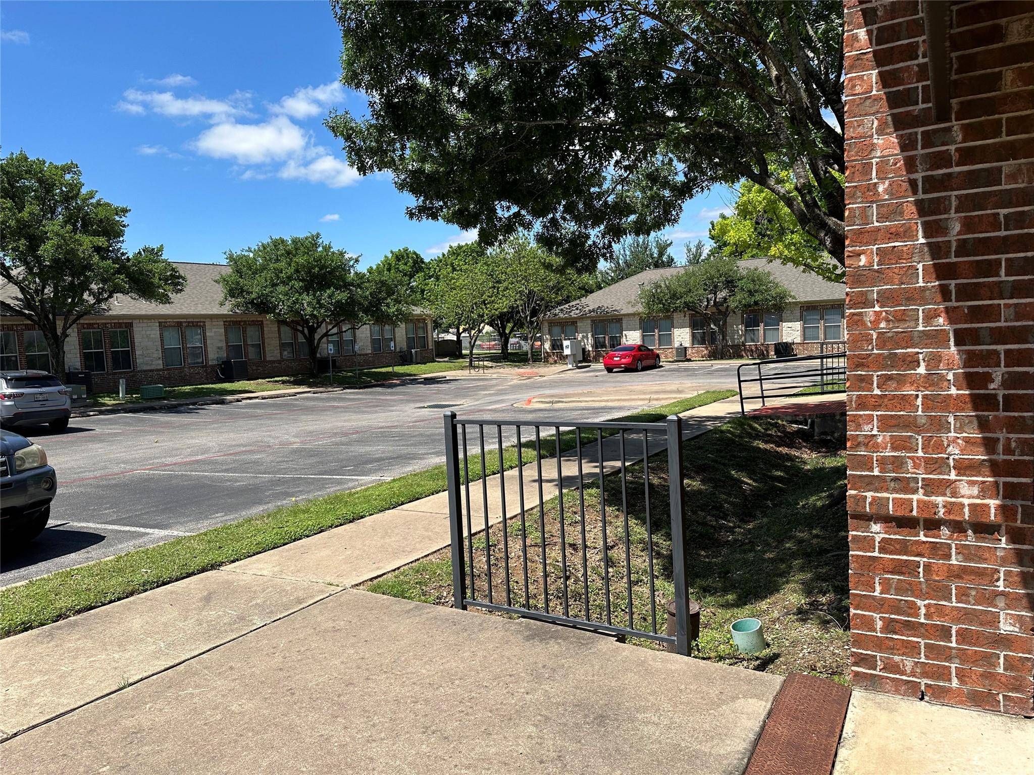 15901 Central Commerce DR #604, Pflugerville, TX 78660