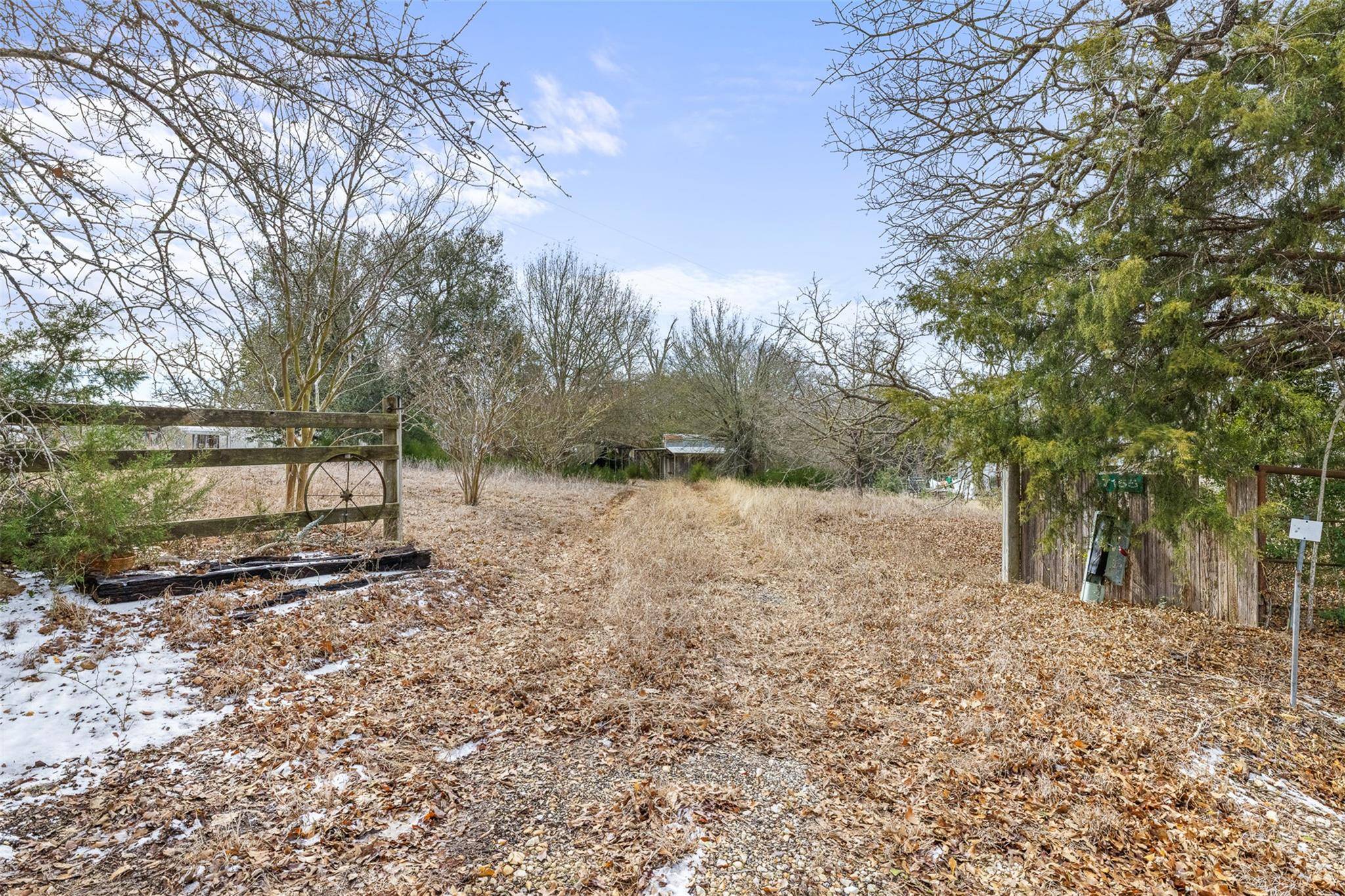 7155 County Road 144, Caldwell, TX 77836