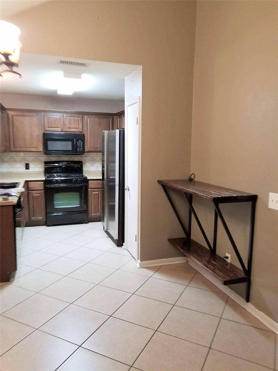 600 Clear Spring Ln, Leander, TX 78641