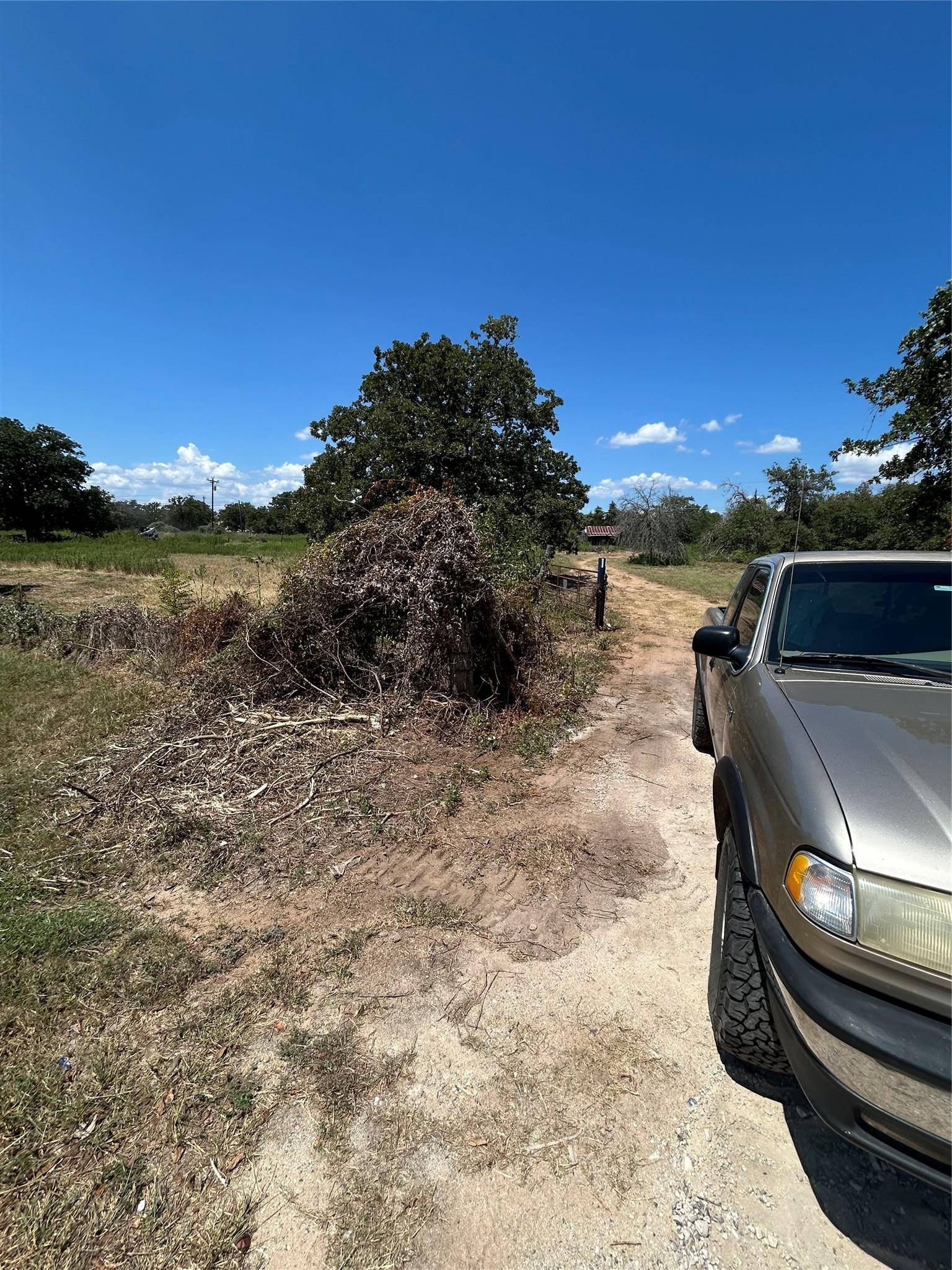 426 Shiloh RD, Bastrop, TX 78602