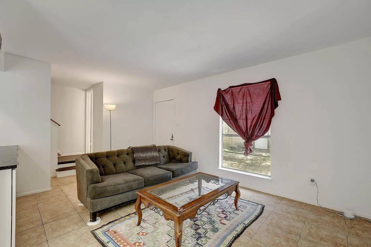 5807 Cougar DR #C, Austin, TX 78745