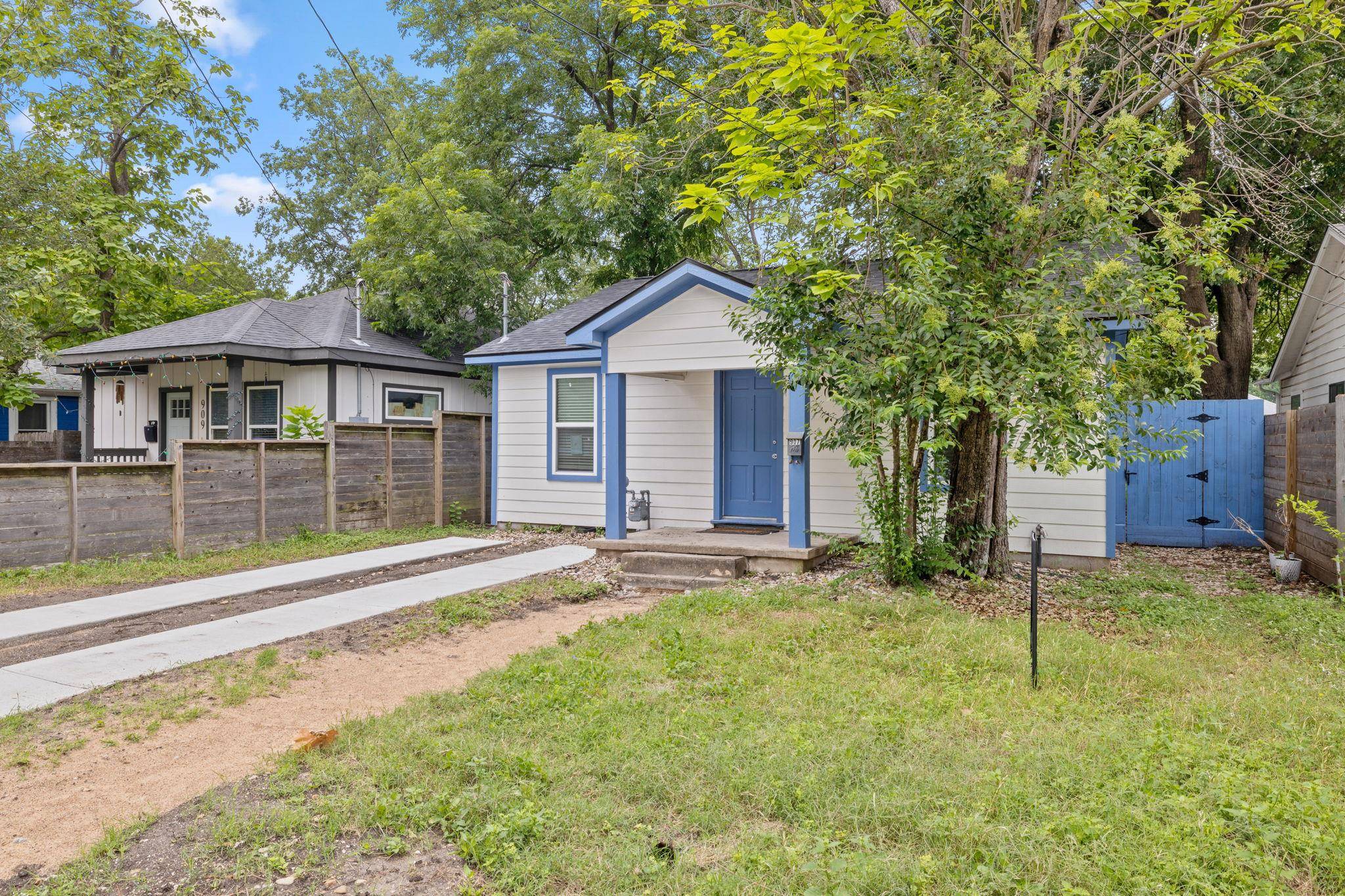 907 E 53rd ST, Austin, TX 78751