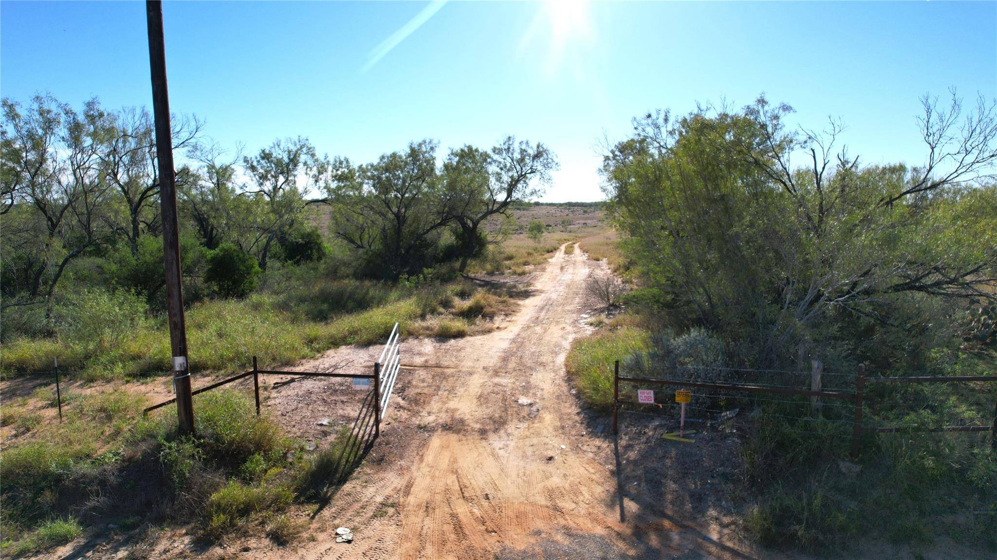 1913 County Road 3000, Pearsall, TX 78061