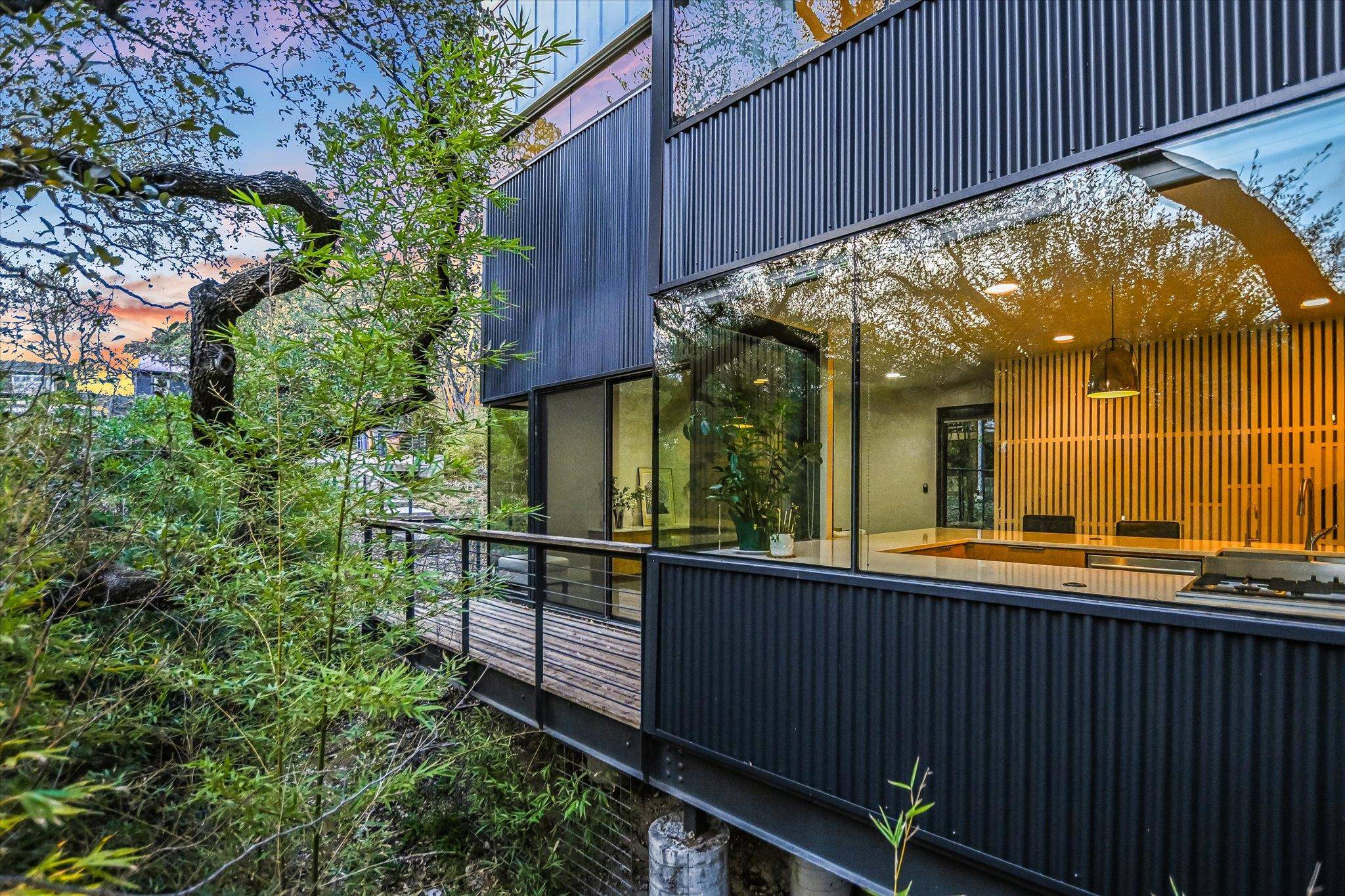 1325 Bonham TER #A, Austin, TX 78704