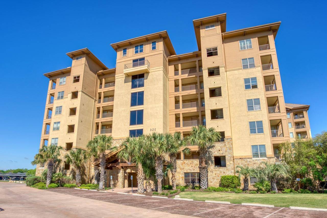 101 W Bank #27, Horseshoe Bay, TX 78657