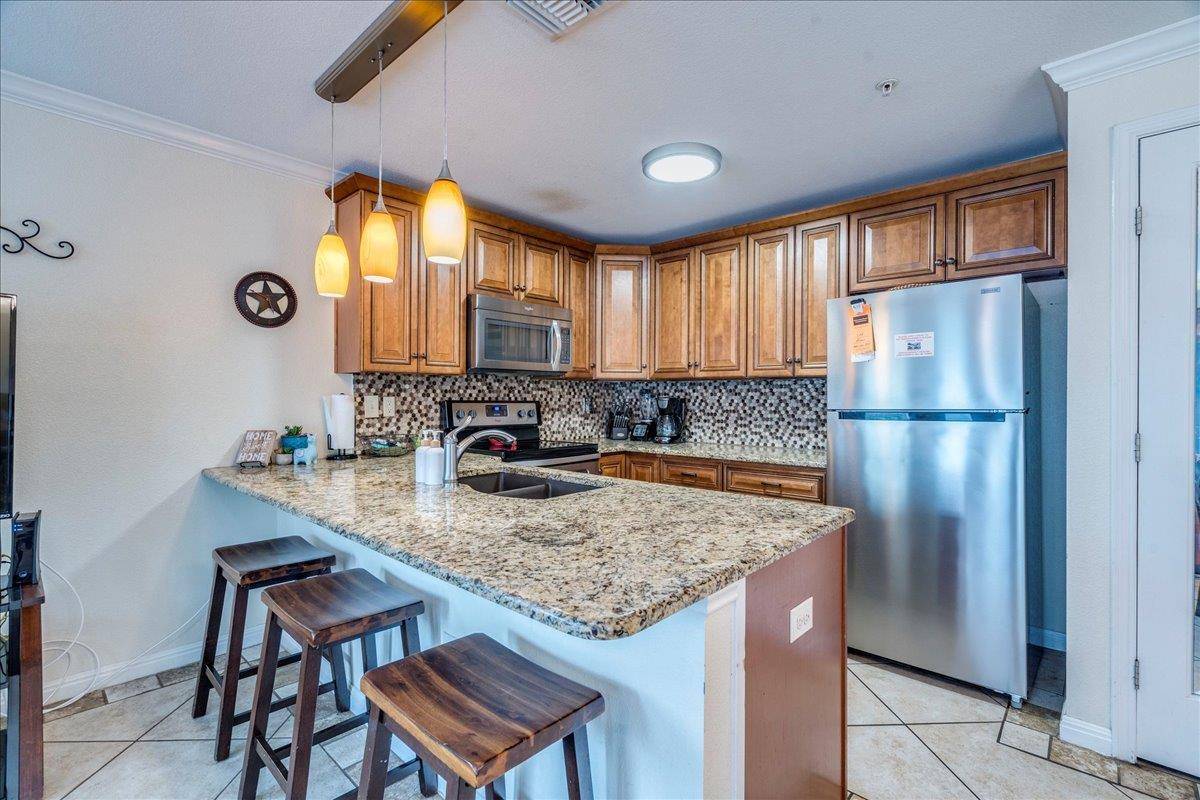 730 E Mather ST #L 303, New Braunfels, TX 78130
