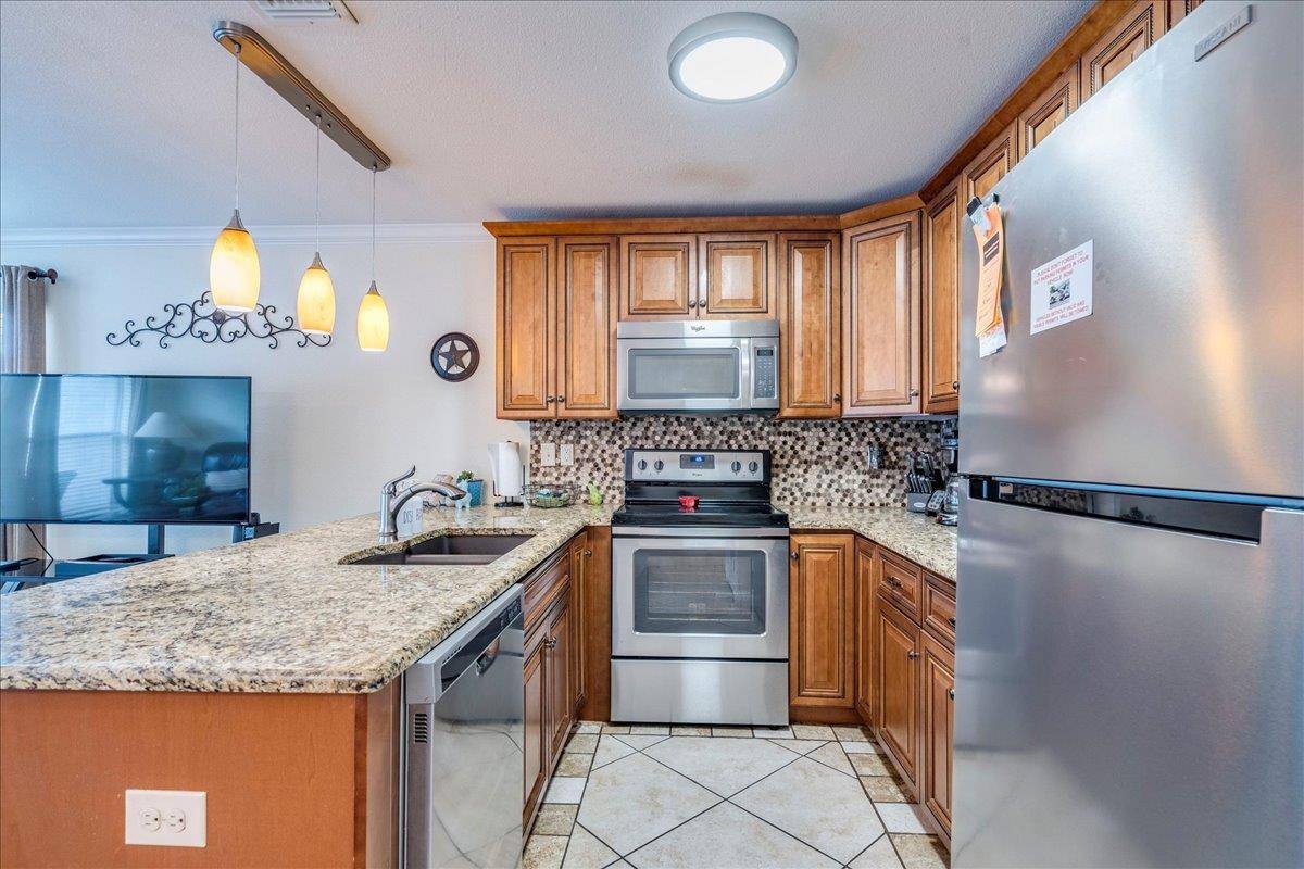 730 E Mather ST #L 303, New Braunfels, TX 78130