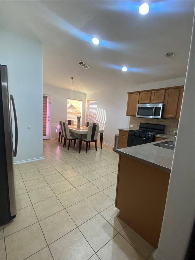 3400 Barksdale LN, Austin, TX 78725