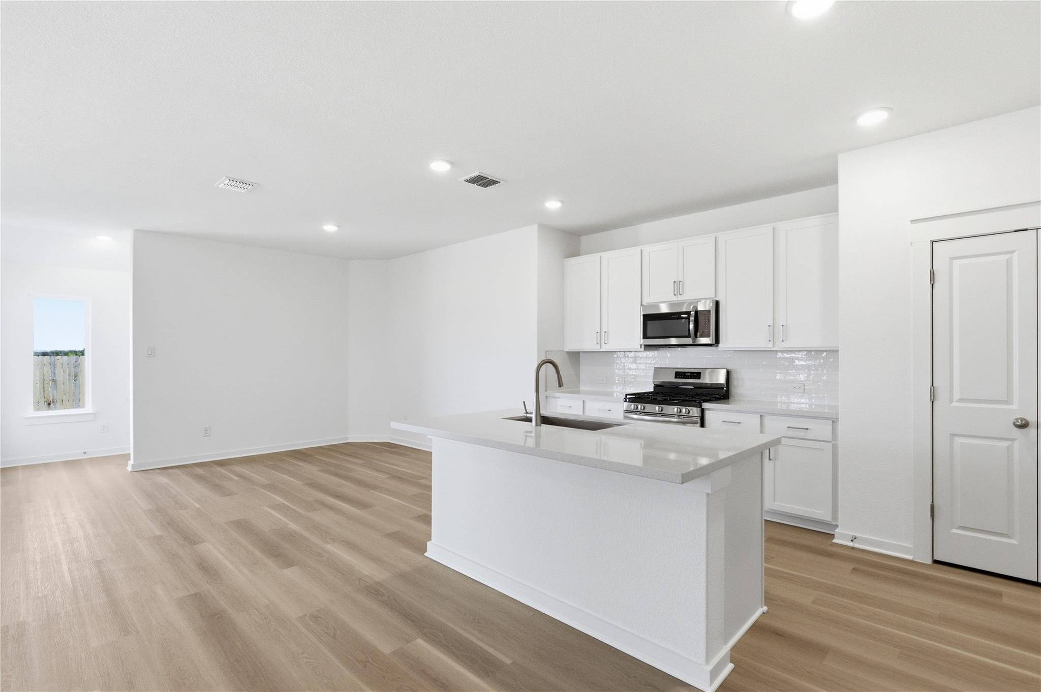 263 Oriole ST, Kyle, TX 78640