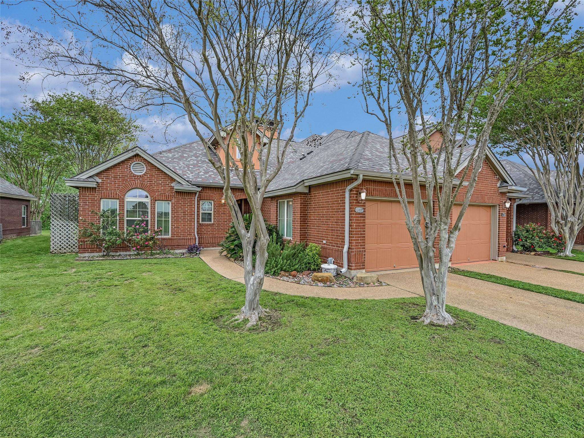 539 Colovista PKWY #C103, Bastrop, TX 78602