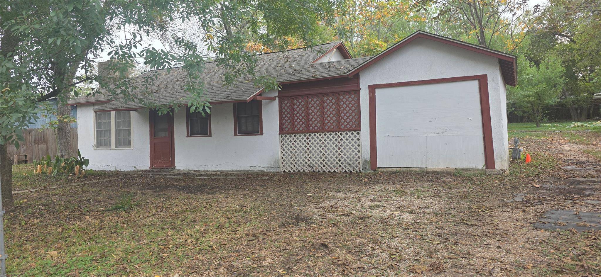 105 E Walnut DR, Austin, TX 78753