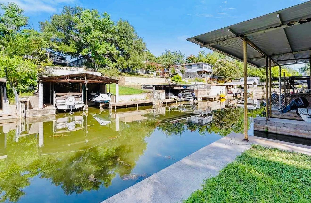 525 & 527 County Road 136A RD, Kingsland, TX 78639
