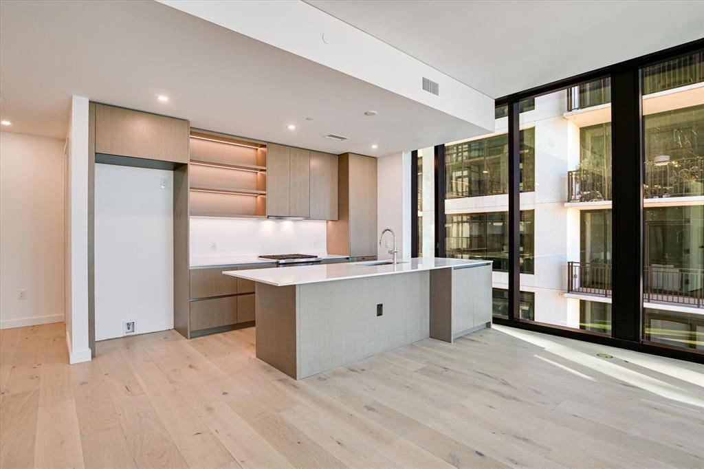 610 Davis ST #2708, Austin, TX 78701