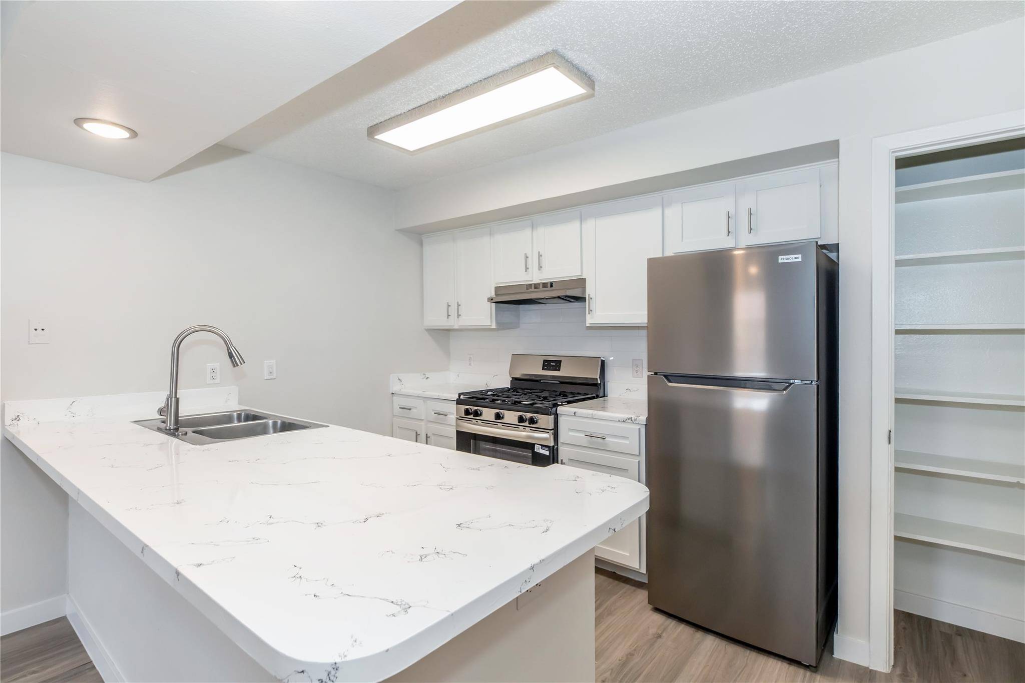 6008 N Lamar BLVD #212, Austin, TX 78752