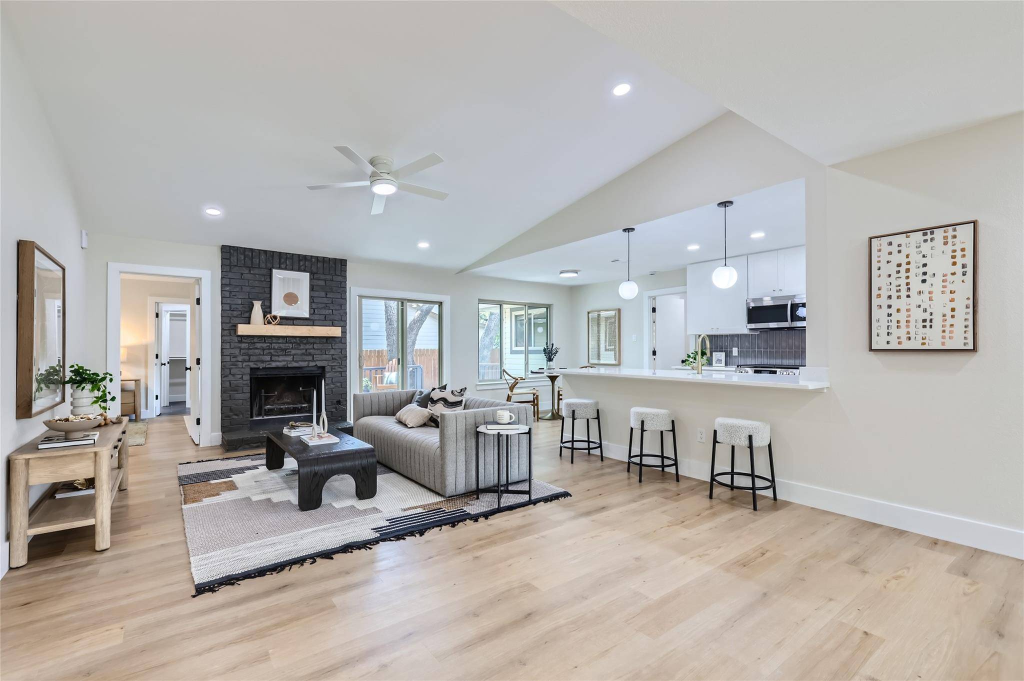 11601 Quarter Horse TRL, Austin, TX 78750