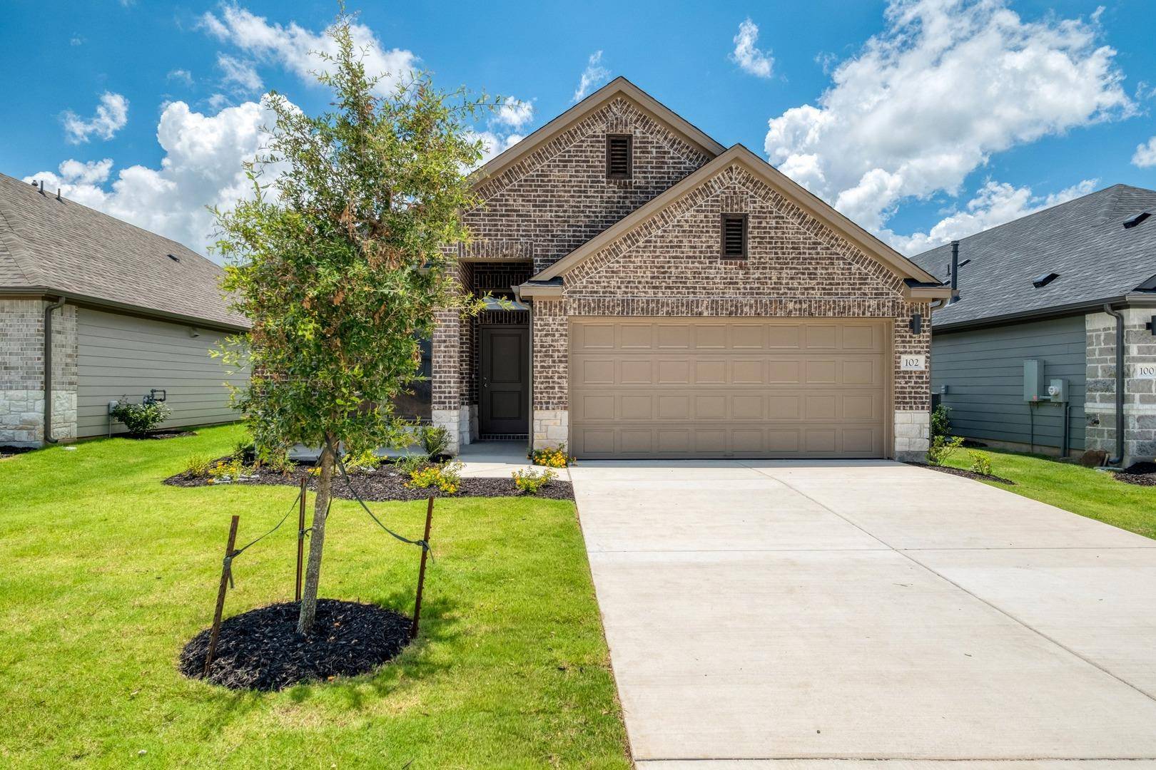 102 Malibu, Hutto, TX 78634