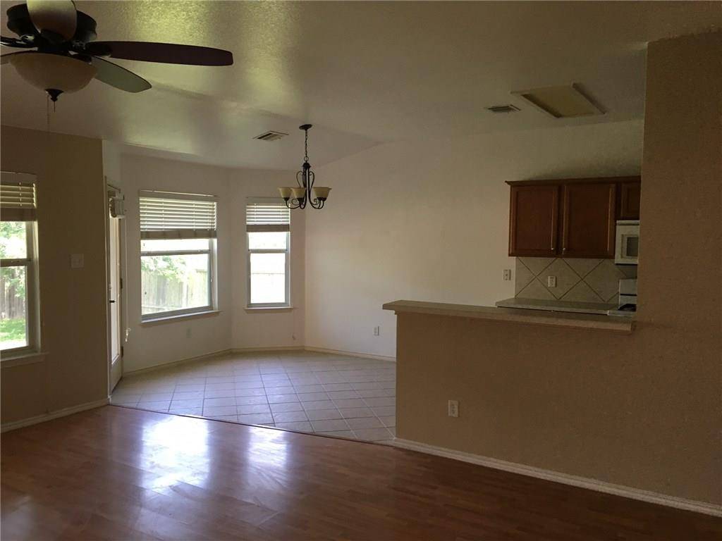 3557 Sandy Koufax LN, Round Rock, TX 78665