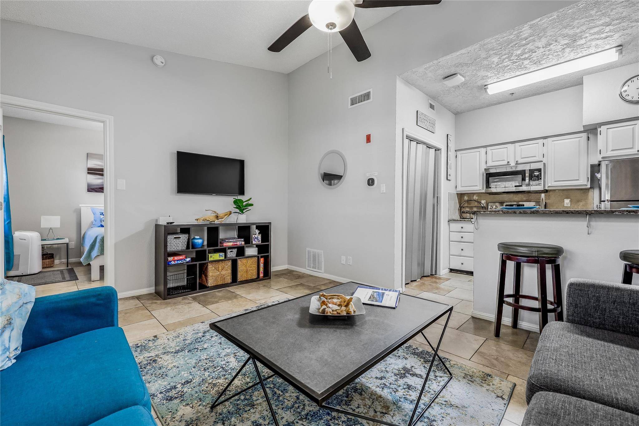 3404 American DR #3300, Lago Vista, TX 78645