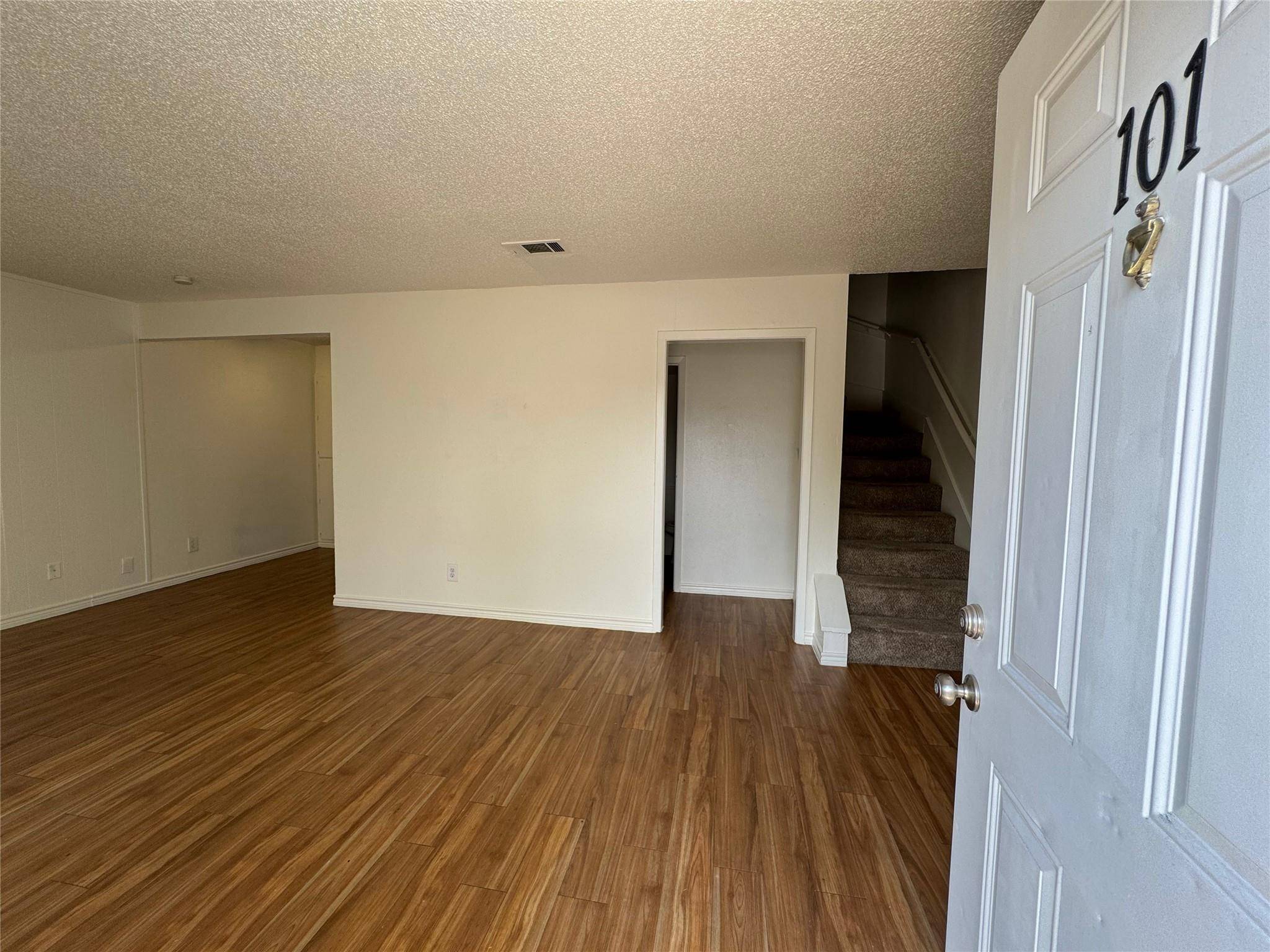 4810 West Wind TRL #101, Austin, TX 78745