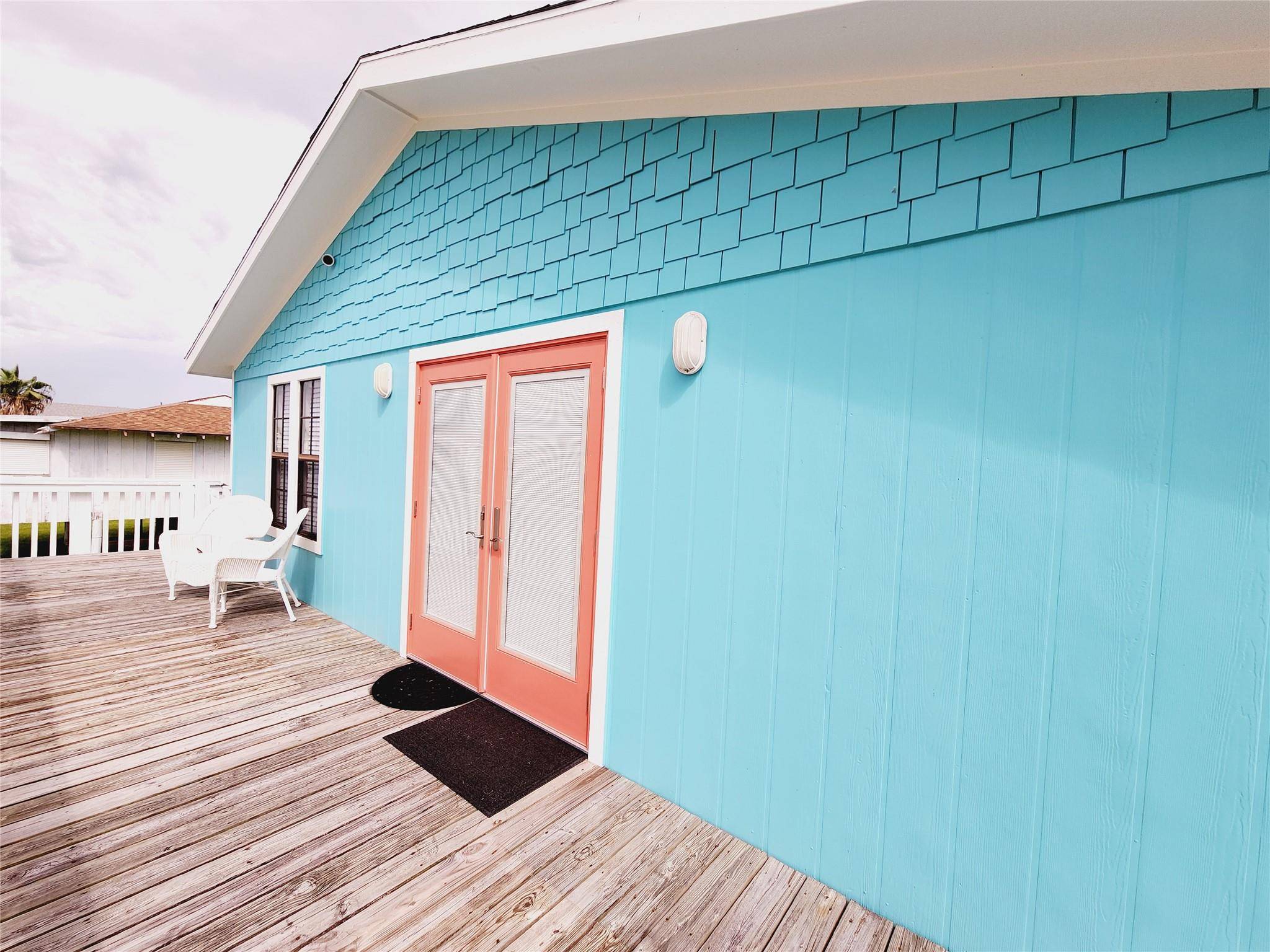 16606 John Davis RD, Jamaica Beach, TX 77554