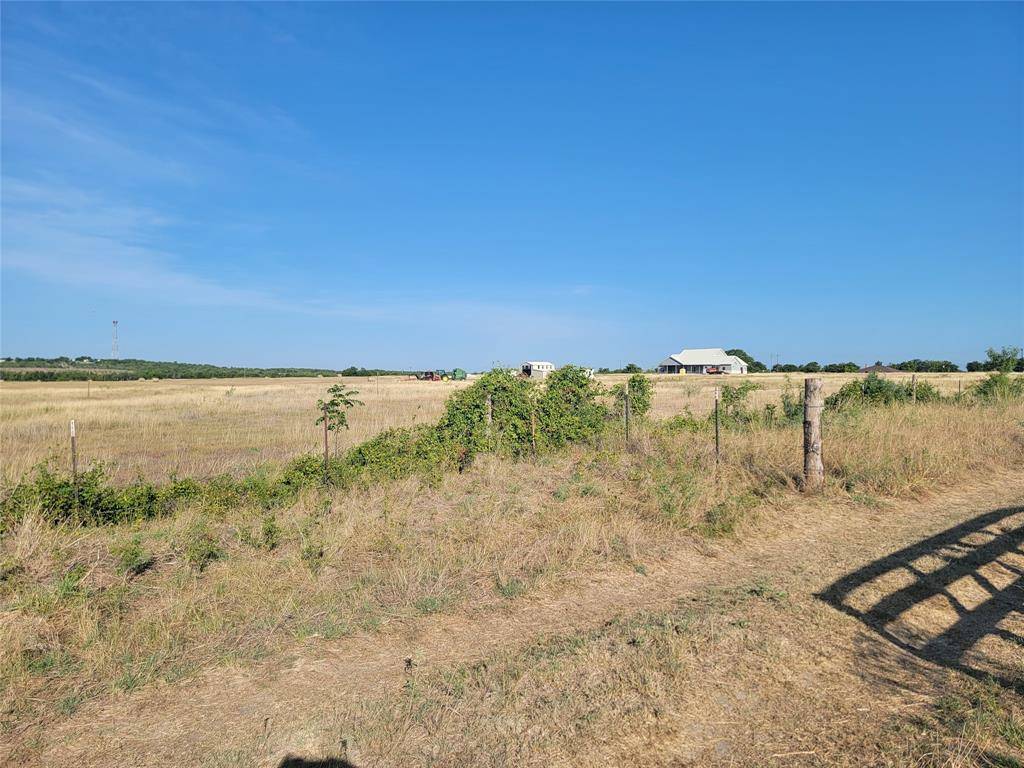 105 Black Ankle RD, Lockhart, TX 78644