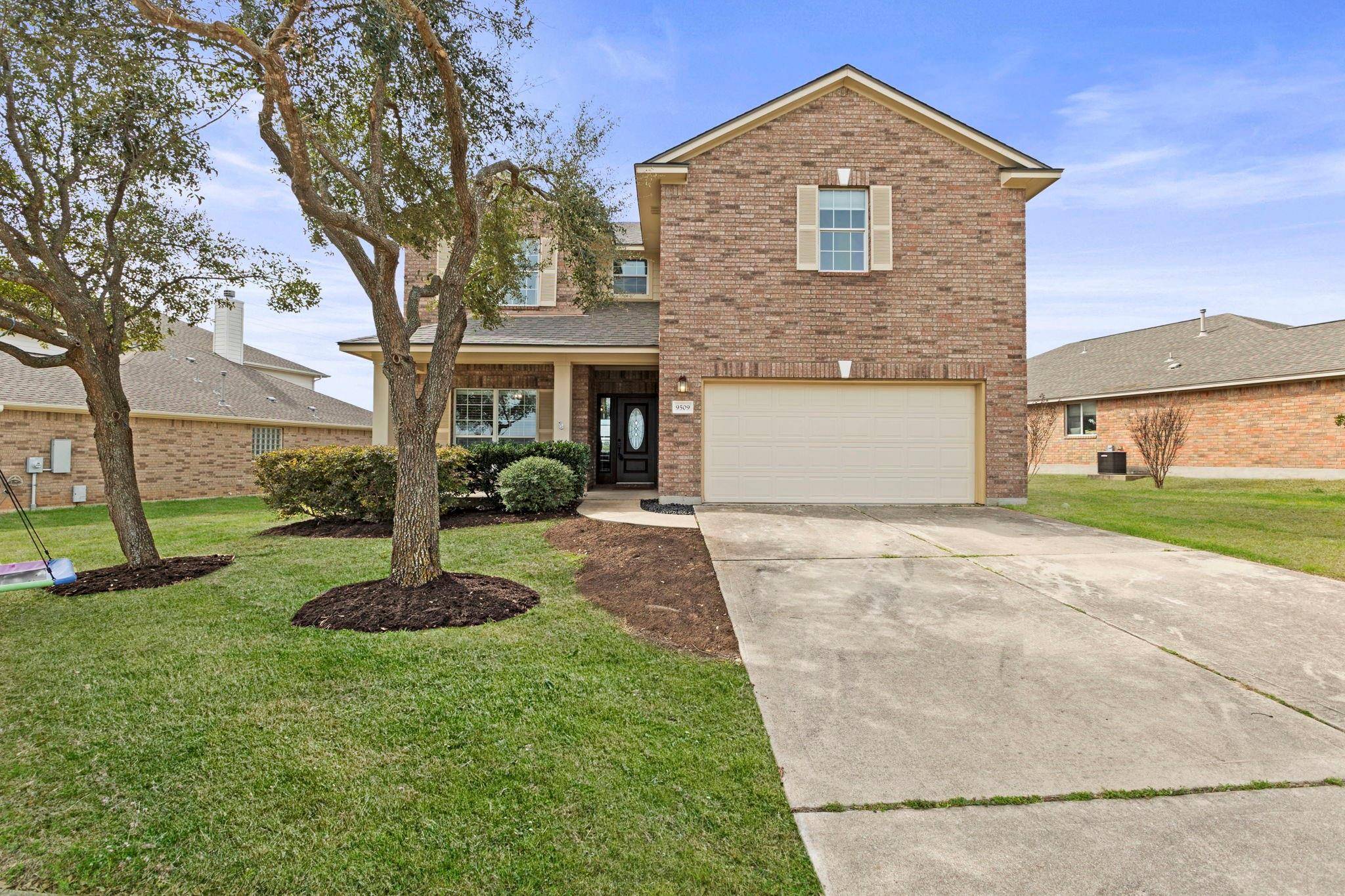 9509 Bromsgrove DR, Austin, TX 78717