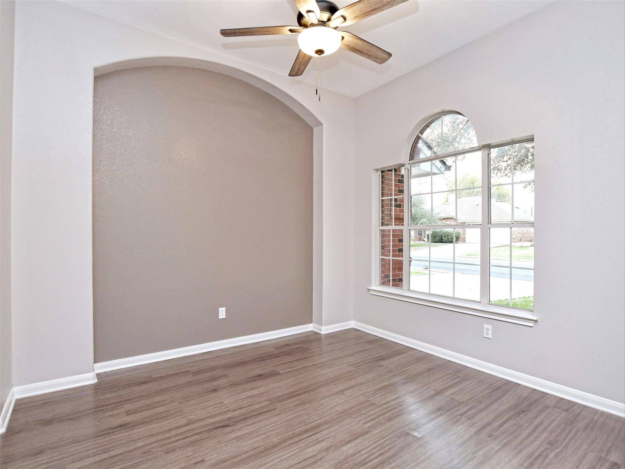 913 Old Wick Castle WAY, Pflugerville, TX 78660