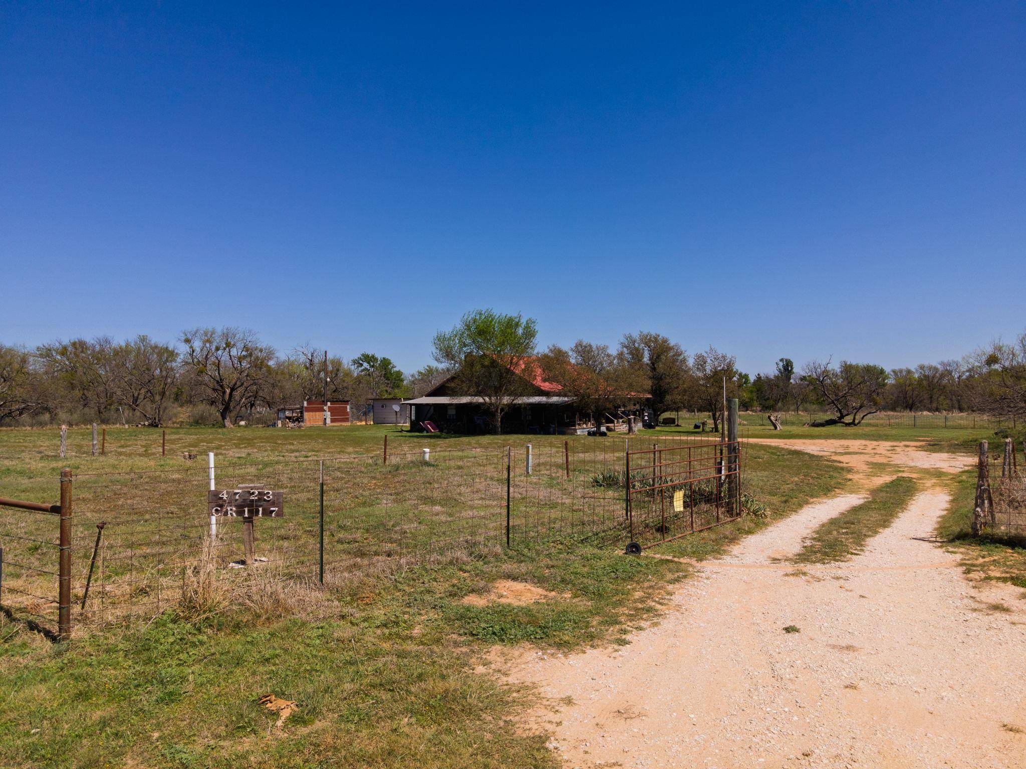 4723 CR 117, San Saba, TX 76877