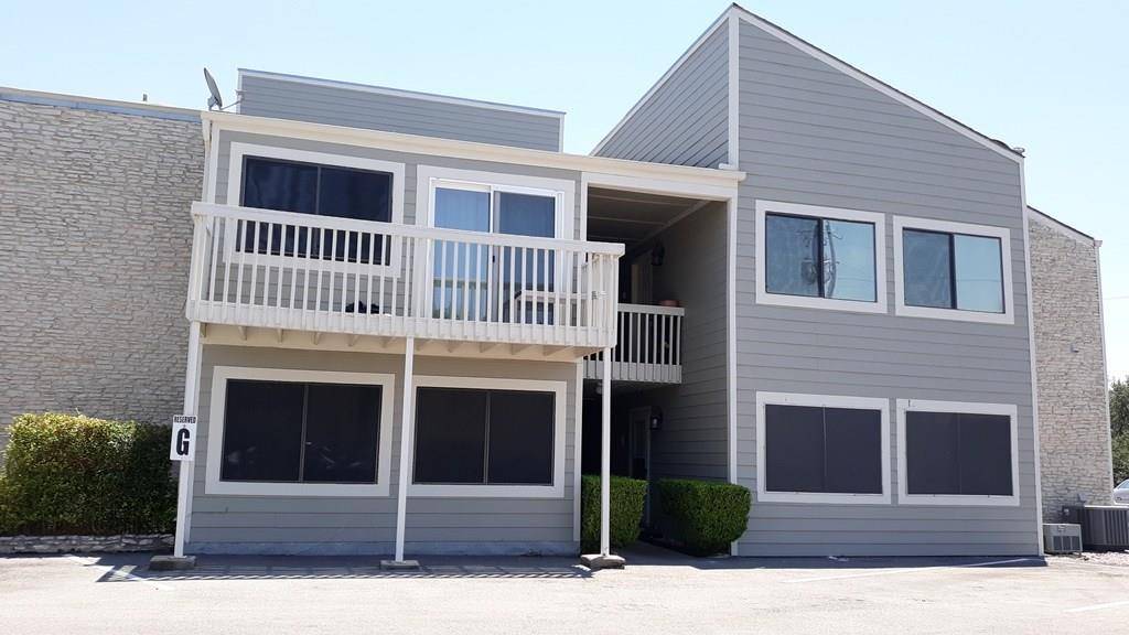 5801 Thunderbird ST #B-20, Lago Vista, TX 78645