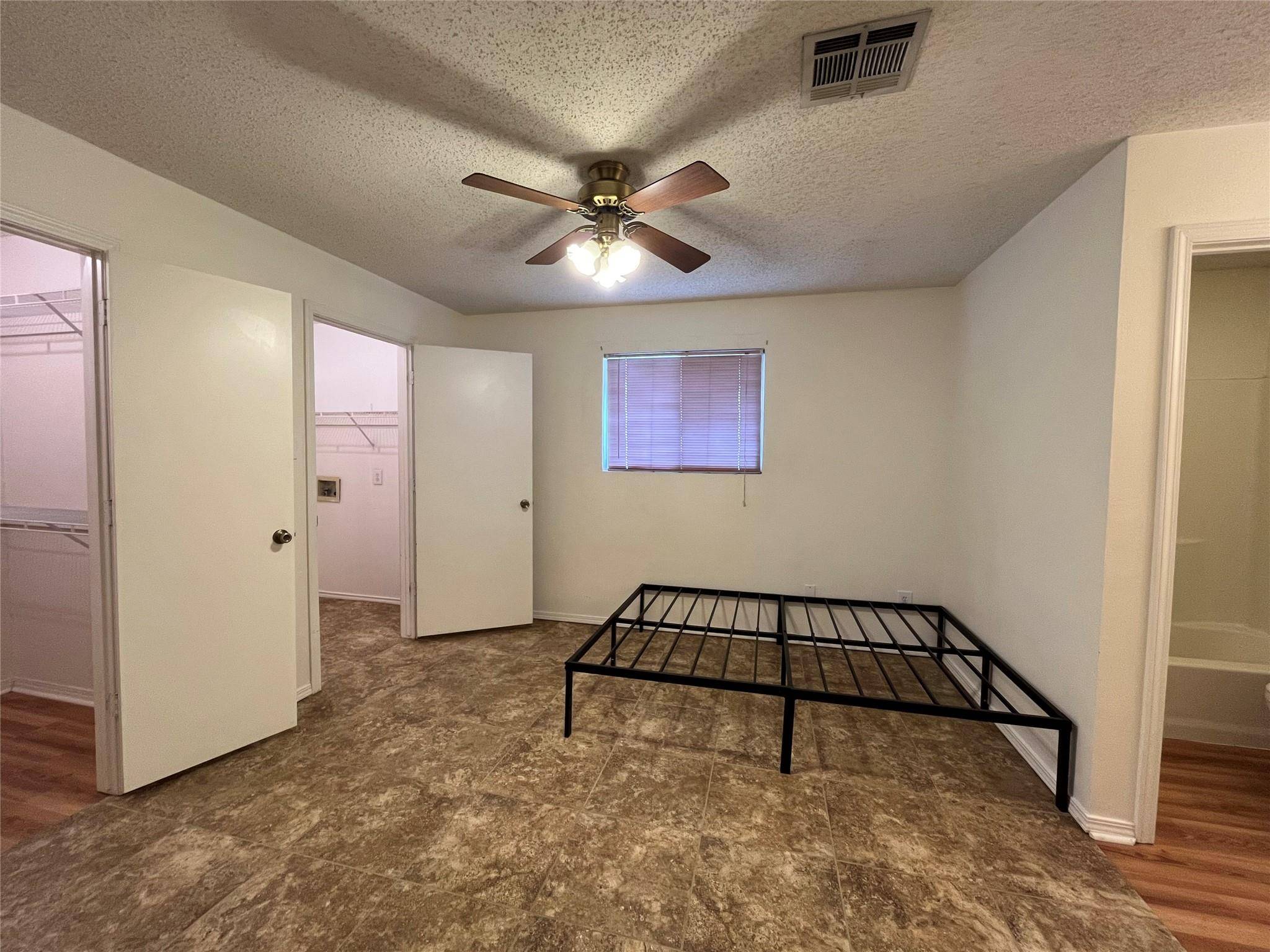 125 Stockmen LN #194, Maxwell, TX 78656