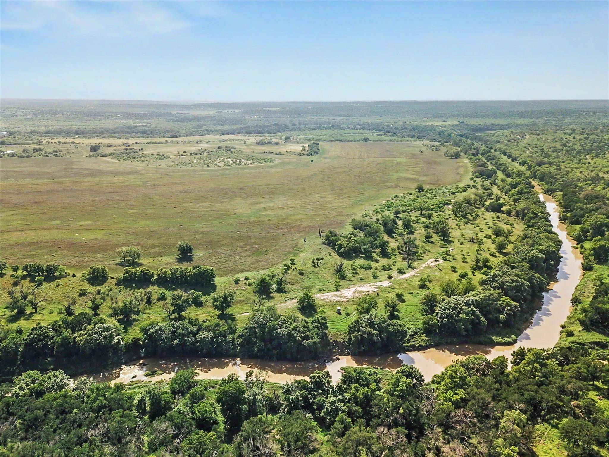8498 County Road 121 RD, San Saba, TX 76877
