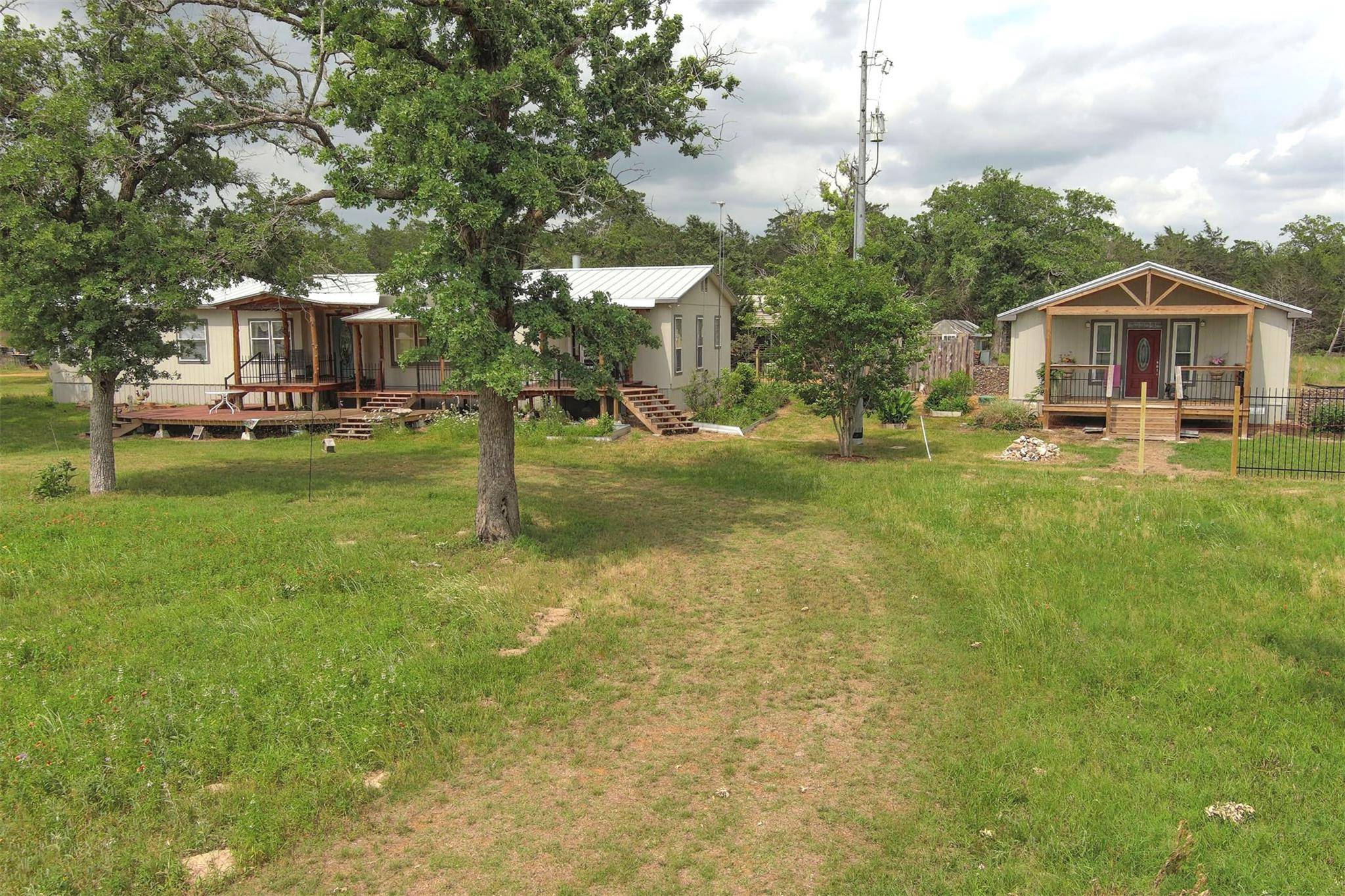 13831 Tx-95 HWY, Flatonia, TX 78941