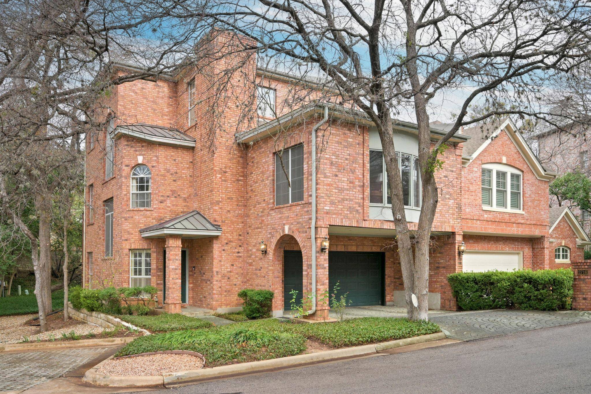 2716 Hillview Green LN, Austin, TX 78703