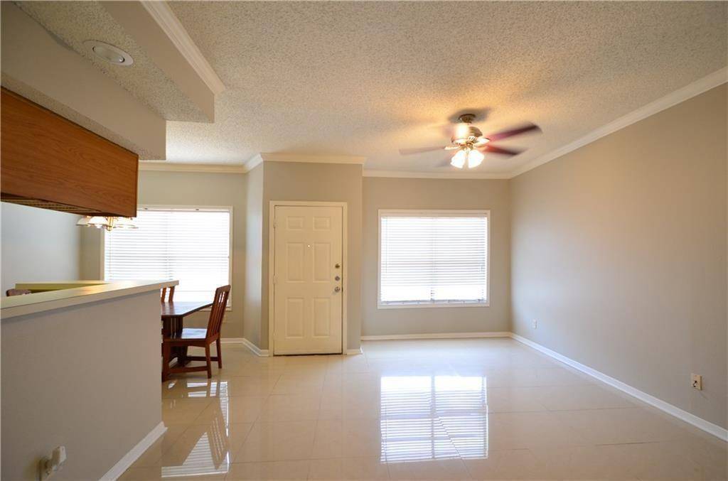 915 W 23rd ST #201, Austin, TX 78705