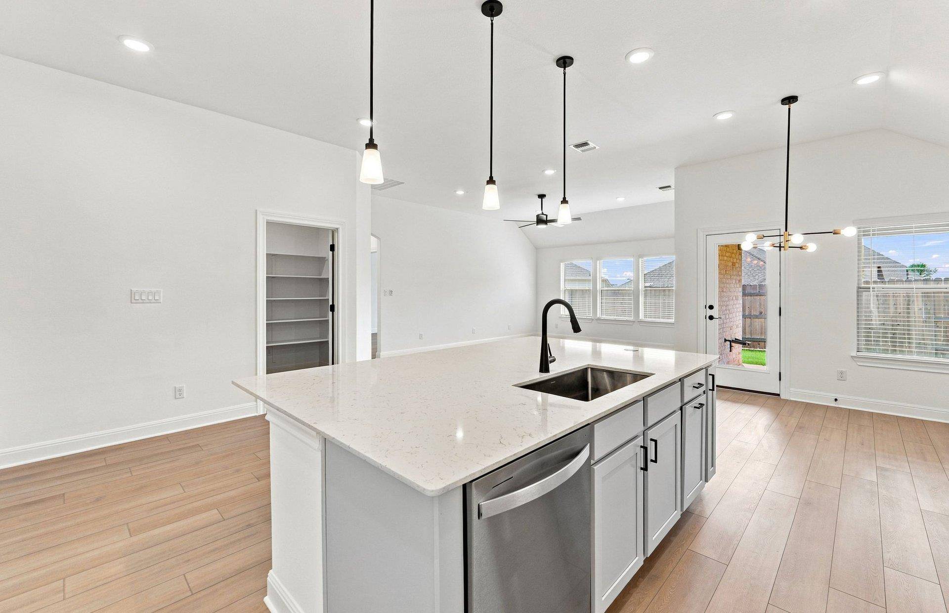 116 Elm View DR, Georgetown, TX 78628