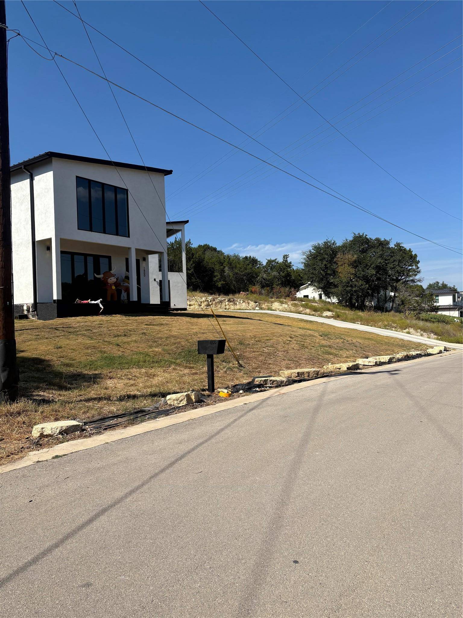 1803 Lipan TRL, Austin, TX 78733