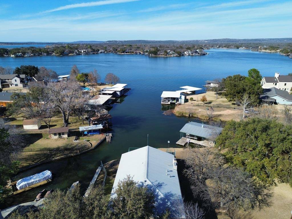 305 W Briar DR, Granite Shoals, TX 78654
