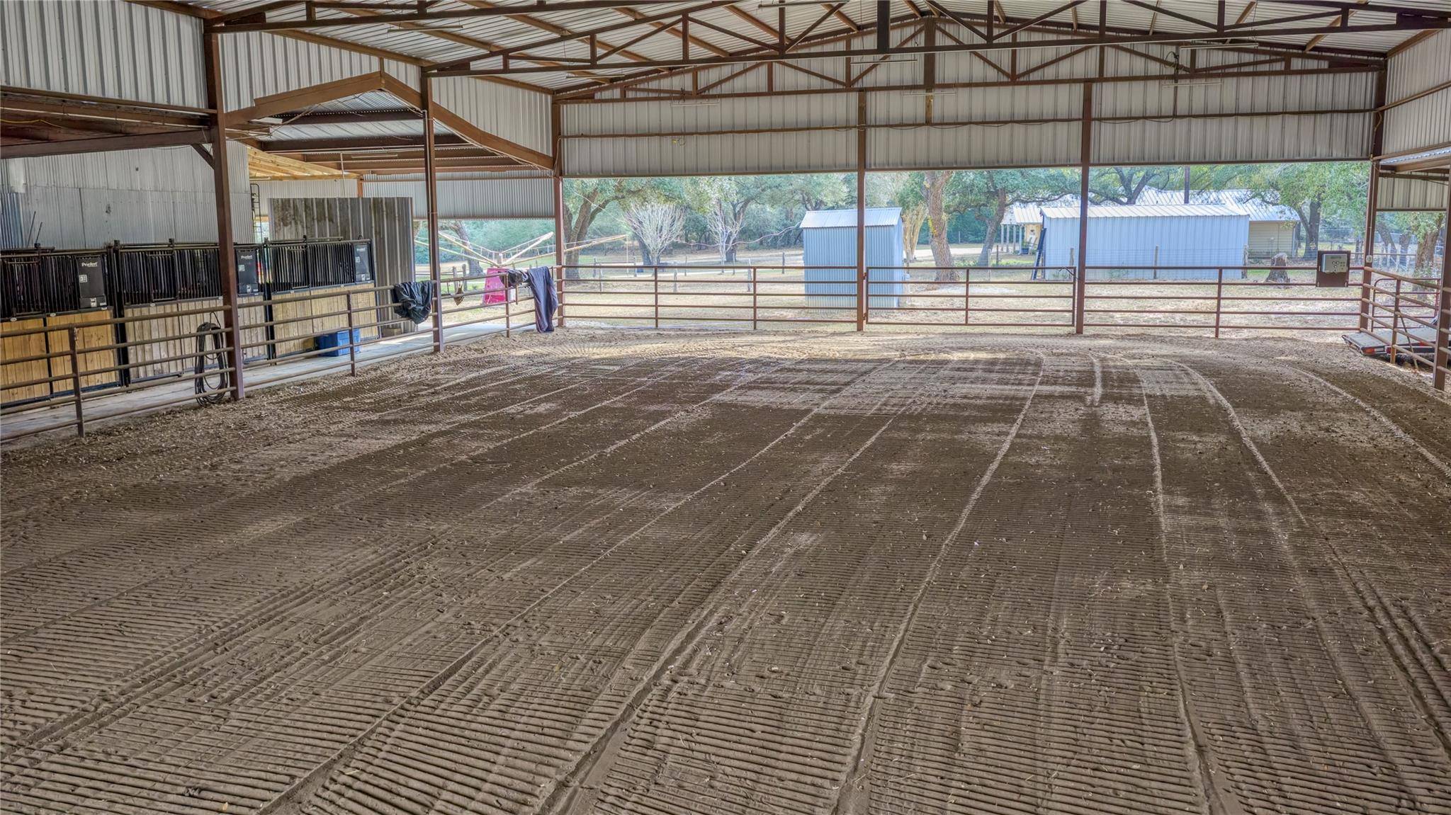 8775 Lone Star RD, Washington, TX 77880